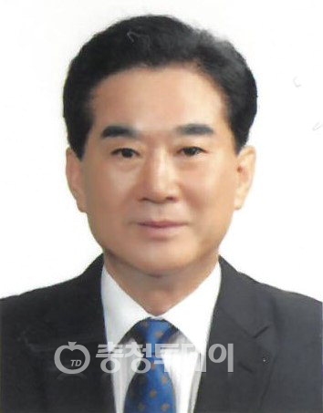 ▲ 증평 도민체전 선수단 연광영 총감독.