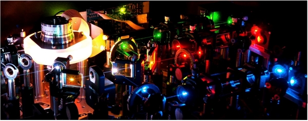 초고속 레이저 주사 3차원 생체현미경 시스템