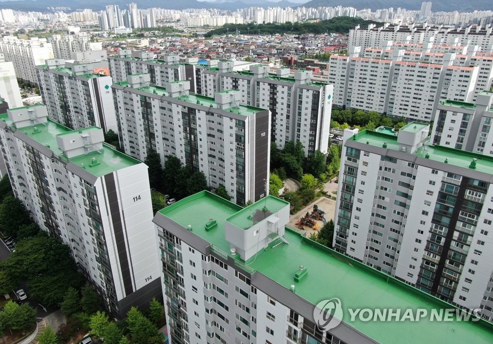 대전시 서구 둔산동 아파트 단지 모습.