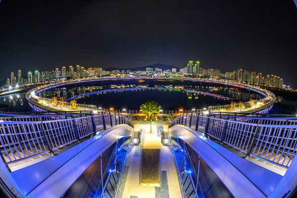 세종시 금강보행교 전경. 세종시 제공