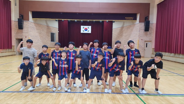 ▲ 새일초 축구부 선수단 모습. 대전시교육청 제공.