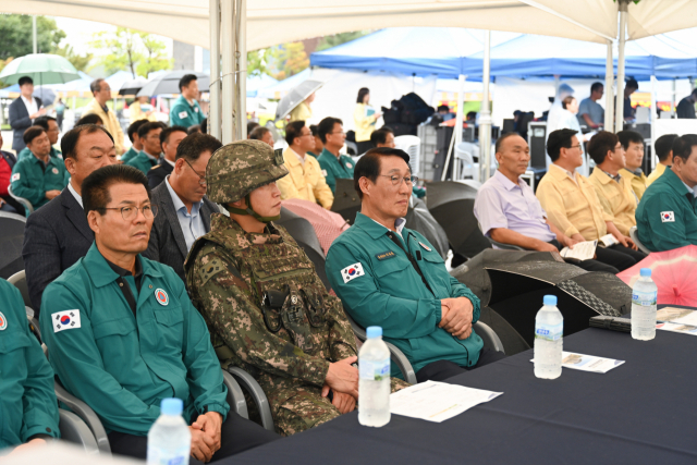 홍성군은 23일 홍주문화체육센터에서 올해 을지연습 테러 대응 종합 실제 훈련을 진행했다. 사진 홍성군 제공
