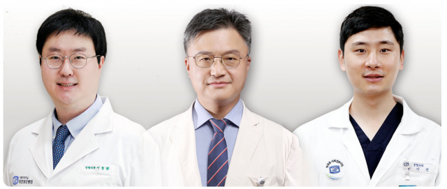 (왼쪽부터)서동환, 지종훈 교수, 송기전 전문의
