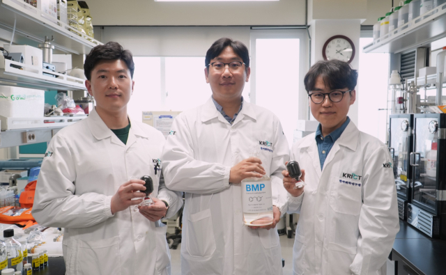 한국화학연구원은 3일 용량 수소를 폭발 위험 없이 안전하게 저장하면서도 높은 효율로 저장·추출하는 기술을 개발했다. 한국화학연구원 제공.