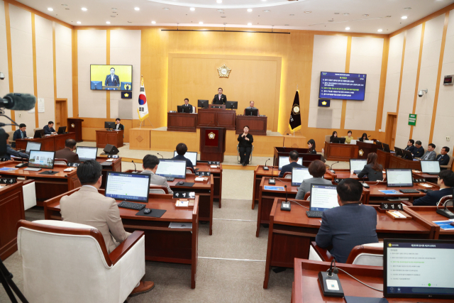 충주시의회, 제283회 임시회 본회의장.사진=충주시의회