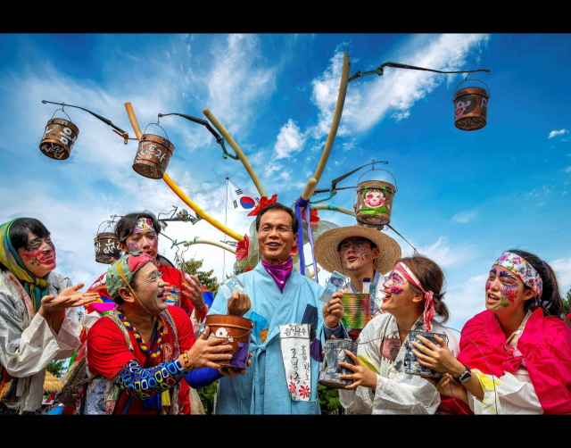 제 25회 음성품바축제가 22일부터 26일까지 음성 설성공원일원에서 진행된다. 음성군 제공