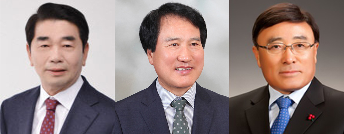 왼쪽부터 최문규 대한건설협회 대전시회장, 성열구 대전시개발위원회 회장 ​​​​​, 김만구 미래건설연구원장