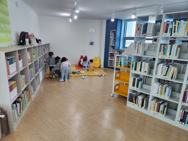 ▲ 남문동 작은도서관.  사진=홍은유 명예기자