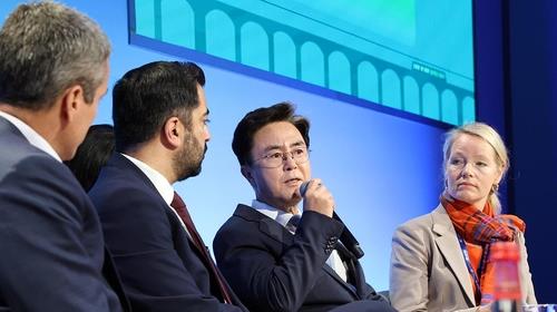 지난해 12월 지방정부 기후행동 정상회의 참석한 김태흠 충남지사[충남도 제공. 재판매 및 DB 금지]