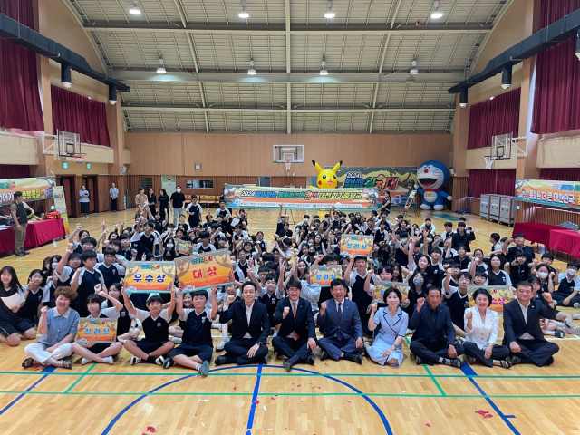 지난 5일 대전하기중에서 진행된 ‘2024 찾아가는 통일퀴즈 원정대’ 사진.민주평화통일자문회의 유성구협의회는
