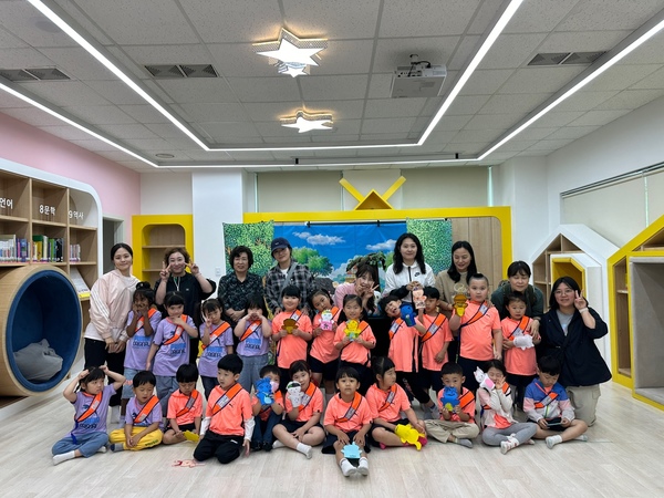 ▲ 석교초병설유&옥계초병설유 거점연계 수업나눔. 대전시교육청 제공