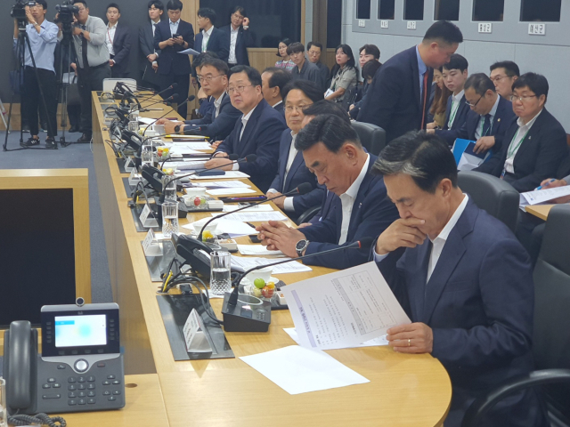 대한민국시도지사협회 시·도지사 간담회가 25일 충남도청 재난안전상황실에서 열렸다. 사진=권혁조 기자