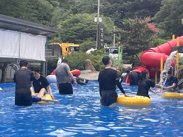 대전서구중독관리통합지원센터는 월평발달장애인주간보호센터와 ‘2024년 봉사캠프 인디언 썸머’를 진행했다. 대전서구중독관리통합지원센터 제공