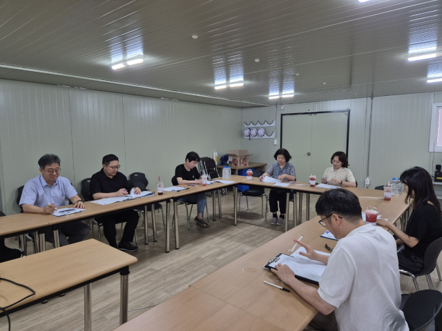 대전서부교육지원청이 내달 1일자 대전둔곡초중학교의 정상 개교를 위해 ‘대전둔곡초중 개교업무 지원 TF’를 운영해 개교업무 마무리에 박차를 가하고 있다고 8일 밝혔다. 대전시교육청 제공