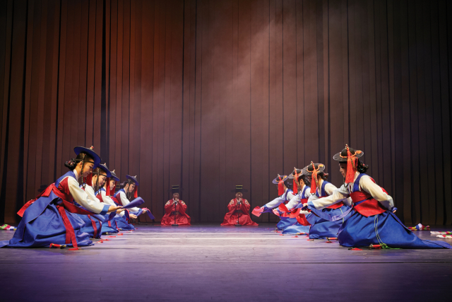 대전시립연정국악원이 ‘2024 전국풍류자랑’에서 우수작으로 선정된 ‘남도예술의 춤과 음악! 보배로운 잔치’를 오는 26일 공연한다고 23일 밝혔다. 대전시립연정국악원 제공