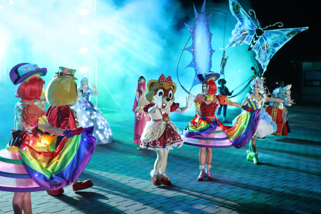 롯데월드 미라클 퍼레이드 부여군제공