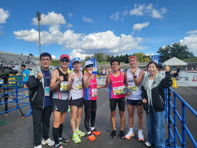 대전시체육회 선수와 임원 등이 지난 6일 일본 삿포로에서 열린 ‘제49회 삿포로 마라톤 대회’에 초청 참가했다. 대전시체육회 제공