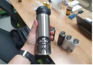 창고에서 발견된 위조 텀블러들. 특허청 상표경찰 제공