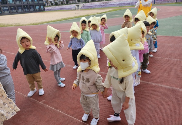 ▲ 천안일봉유치원 유아들이 재난안전 교육을 받고 있다.  천안일봉유치원 제공