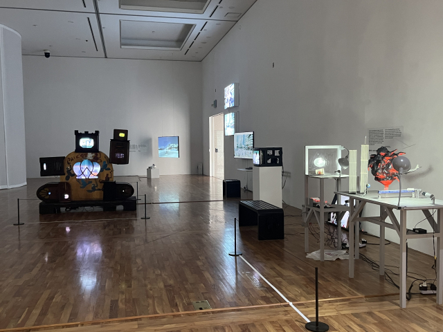 대전시립미술관의 대전과학예술비엔날레 스핀오프 ‘너희가 곧 신임을 모르느냐’ 섹션 2의 전시작. 사진=조정민 기자