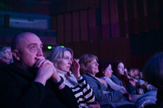 (주)월드브릿지는 지난 26일 우크라이나 키이우 국립대학 대강당에서 열린 ‘전쟁 종식 염원- 우크라이나 희망 콘서트’를 후원했다. 월드브릿지 제공
