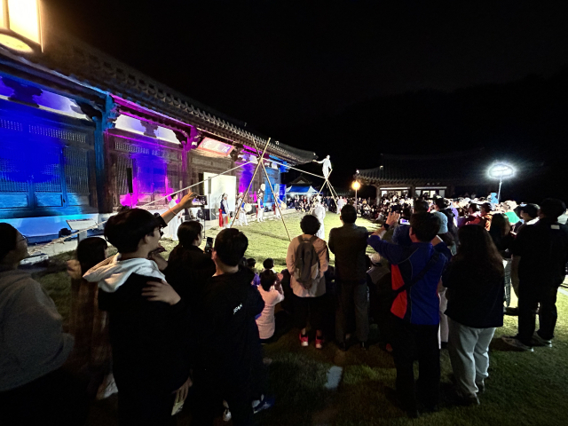 대전문화재단이 지난 18, 19일 대전 동구 가양동 우암사적공원에서 ‘2024 문화유산 달빛축제’를 개최했다고 29일 밝혔다. 대전문화재단 제공