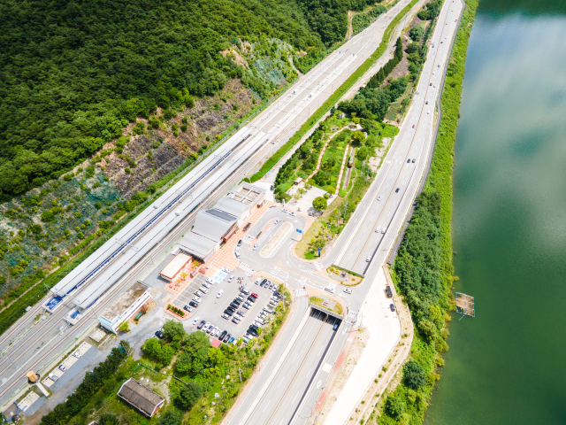 단양군이 2025년 지방소멸대응기금 160억원을 확보했다. 사진은 단양 미라클파크 조성사업지인 단양역 일대 모습. 단양군 제공