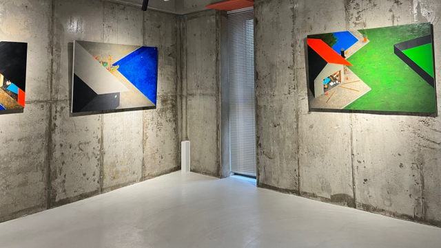 전문 미술관과 협업을 통해 국내외 역량 있는 작가의 작품을 선보이는 ‘갤러리레오’가 세종시에서 문을 열고 개관 전시로 김선영·민성식·정아롱·표영실·한지석 5인 그룹전인 ‘울림과 떨림’전을 내년 2월 5일까지 갖는다. 갤러리레오 제공