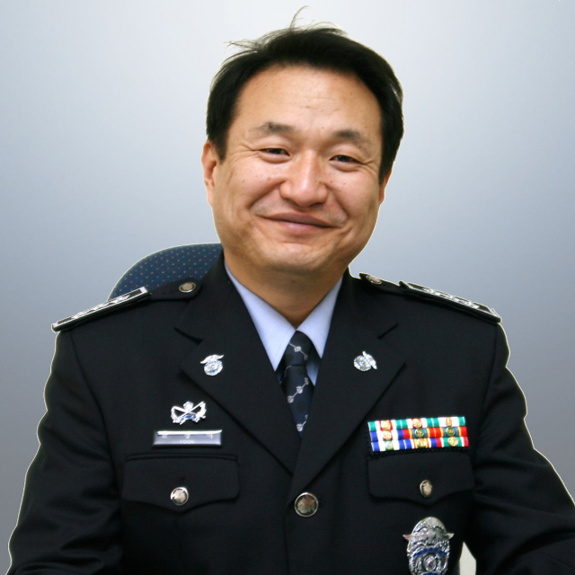 윤창식 제66대 대전교도소장