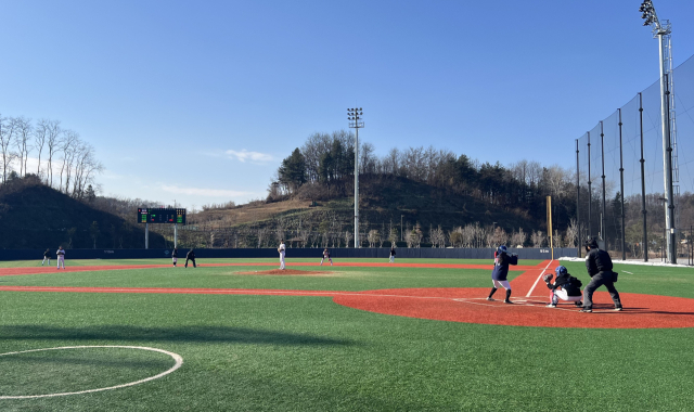 제1회 제천 의림지배 전국 여자야구대회가 금성야구장, 송학야구장 2개소에서 성황리에 열렸다. 제천시 제공