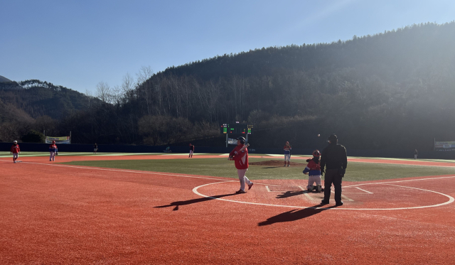 제1회 제천 의림지배 전국 여자야구대회가 금성야구장, 송학야구장 2개소에서 성황리에 열렸다. 제천시 제공