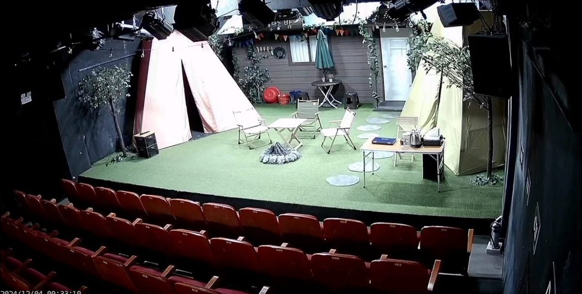 지난 3일 윤석열 대통령의 비상계엄 선포 이후 객석이 텅 빈 대전의 한 공연장. 독자 제공