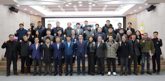 이완섭 서산시장이 6일 시청 대회의실에서 언론인과 대화를 진행하는 모습. 서산시 제공