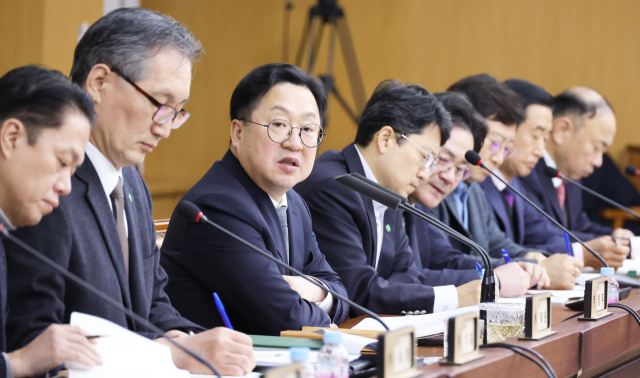 이장우 대전시장은 7일 대전시청에서 새해 첫 확대간부회의를 열고 ‘자영업자 및 소상공인 지원 예산 신속 집행’과‘예산 증액사업 정부안 1차 추경 반영’등을 주문했다. 대전시 제공