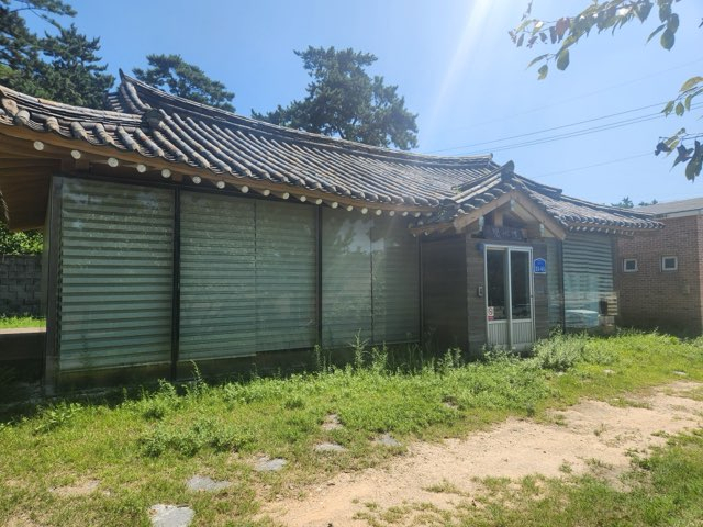 사랑의 도서관 전경. 태안군 제공