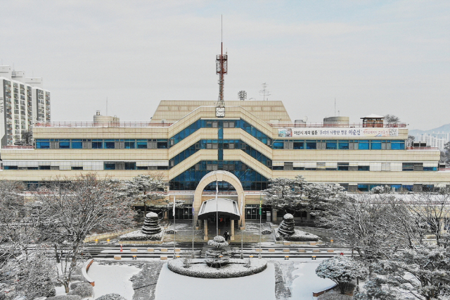 아산시가 출생아 감소로 지방소멸 우려가 커지고 있는 가운데 독보적인 출생아 증가와 인구 성장을 기록해 주목받고 있다. 아산시 제공