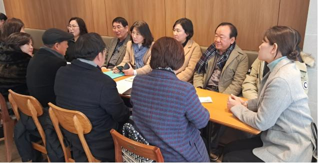 올해부터 세종지역 여성기업 확인 업무를 시작한 한국여성경제인협회 세종지회가 최근 전문평가위원 등과 함께 효율적인 추진 방안과 현장 평가 기준에 대한 논의를 가졌다. 한국여성경제인협회 세종지회 제공