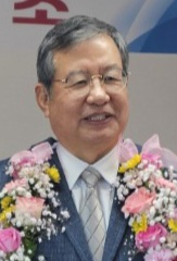 심흥섭 충주시파크골프협회 신임 회장.