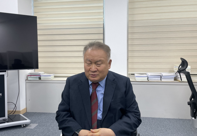 이상민 국민의힘 대전시당위원장이 11일 대전시의회 기자실을 찾아 기자간담회를 진행하고 있다. 사진=신동길 기자.