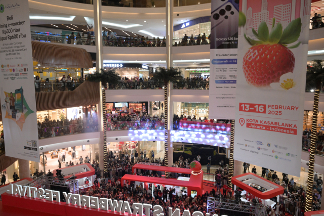 ▲2025논산농식품 해외박람회 개막식에 몰린 인도네시아 인파들