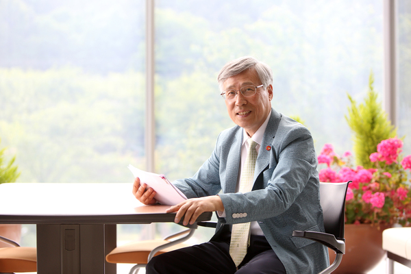 정구도 영동 노근리국제평화재단 이사장