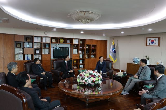 지난 7일 대전시교육청에서 진행된 ‘대한전문건설협회 대전시회-대전시교육청 간담회’ 행사사진.대한전문건설협회 대전시회 제공.