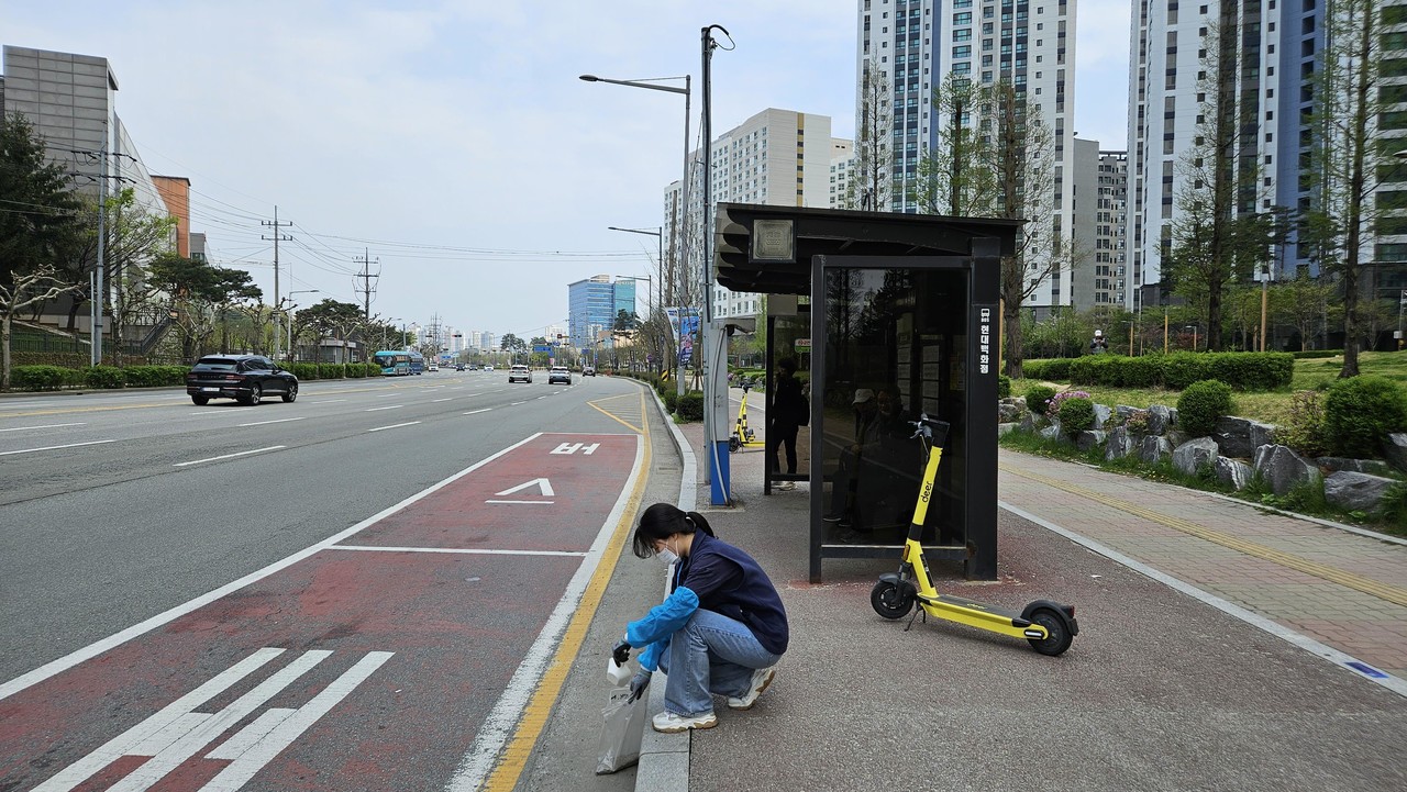 버스정류장 주변 토양 중금속 오염도 조사[충북도 제공. 재판매 및 DB 금지]