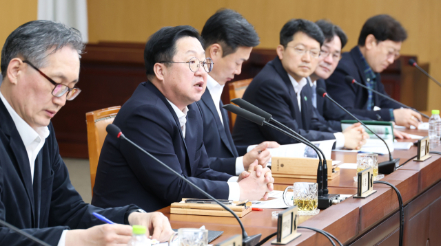 이장우 대전시장은 24일 주재한 주간업무회의에서 산불 예방 등 안전 관련 사전 대비의 중요성을 강조했다. 대전시 제공