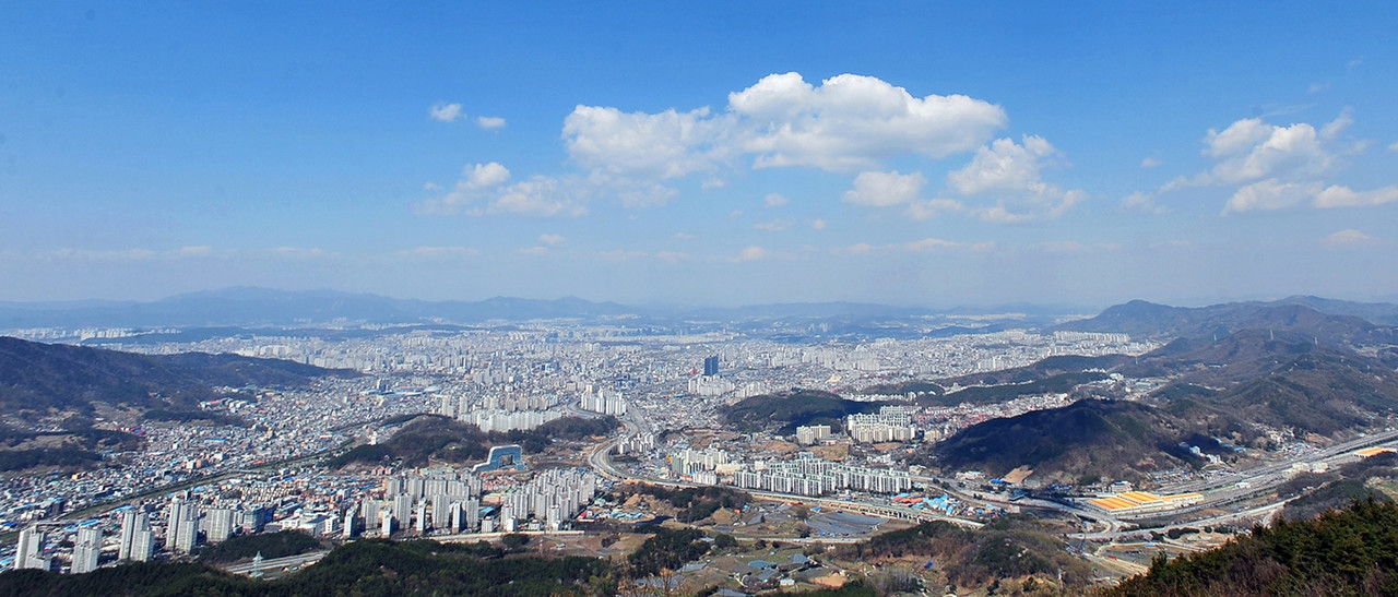 식장산에서 바라 본 대전시내 전경. 사진=연합뉴스.