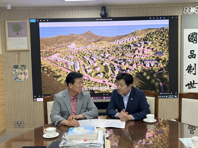 박범인 금산군수 황명선 국회의원과 국비 확보를 위한 간담회 가져 사진=금산군