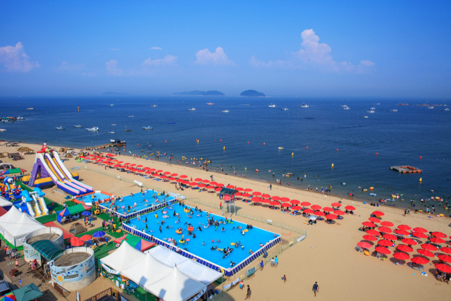 왜목마을 해수욕장 전경. 당진시 제공