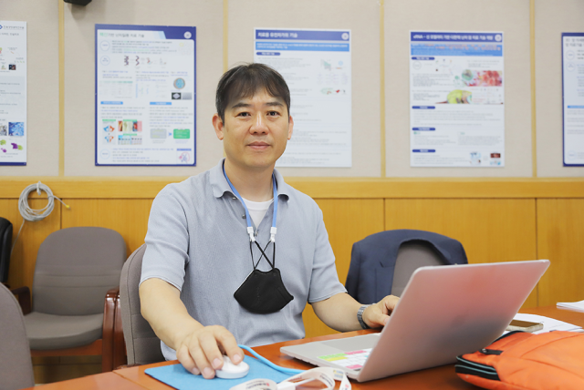 한국생명공학연구원(이하 생명연) 연구팀이 차세대 유전자 조절 기술을 활용해 조로증의 원인을 정밀 억제하는 새로운 치료법을 전세계 최초로 개발했다. 한국생명공학연구원 제공