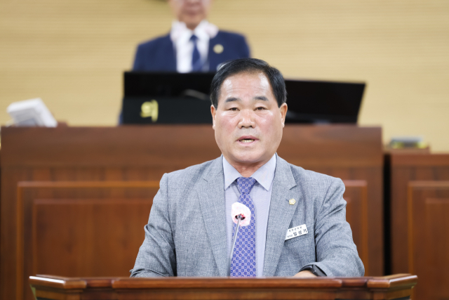 임상기 부의장이 5분 발언을 통해 벌목 및 임도 관리 강화와 취약지역 재정비 등 선제적 대책 마련을 촉구하고 있다.