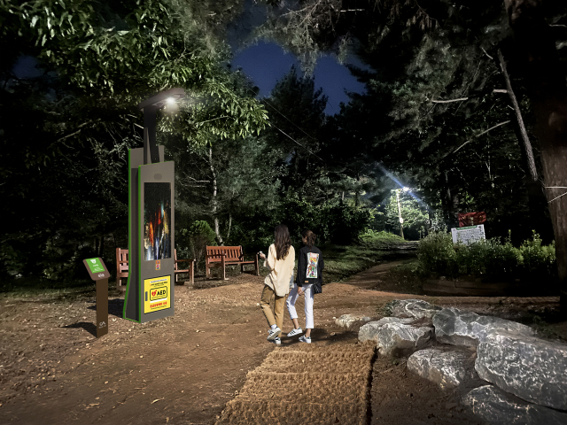 서산시 부춘산 등산로 스마트폴, 전망데크 디자인(안). 서산시 제공